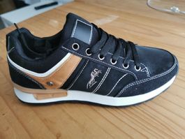 Schwarze Herren Sneakers Gr.42 von Kadiman. Sehr bequem.