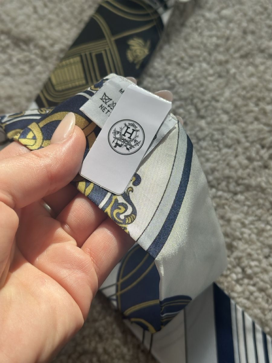 Hermès Foulard & Sciarpe: Hermes Twilly neu – Nuovo (secondo la descrizione) da Richterswil venduto da L.Staudenmann 2