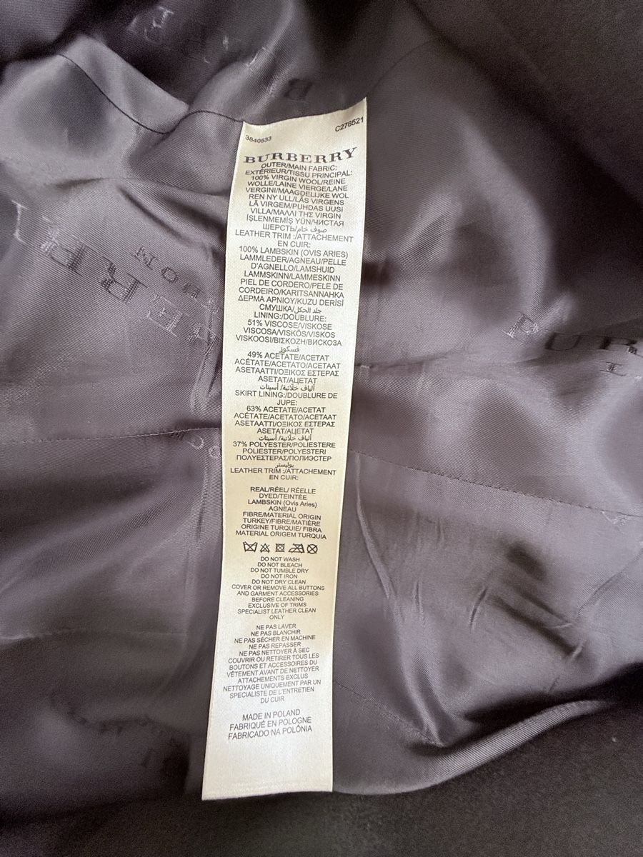 Burberry Manteaux: Manteau – D'occasion à Bassins par oal_q2gl 9