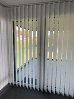LIQUIDATION 4 Office Vertikallamellen weiss MHZ Newertig!