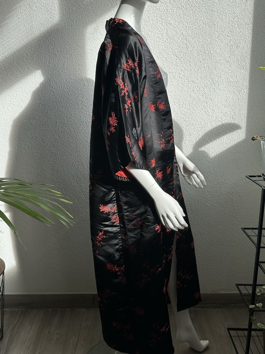 Kimono: Oriental Kimono, Black & Red, One Size – Usato da Vevey venduto da ledidream 2