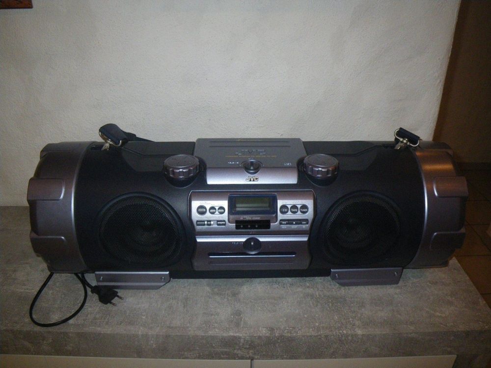 JVC Powered Woofer CDSystem RVB99 Kaufen auf Ricardo
