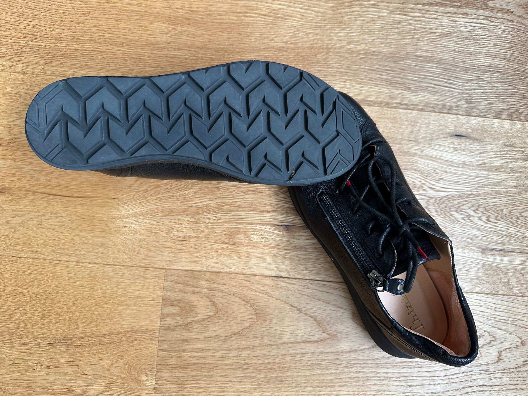 Think Scarpe da donna: THINK Comoda Schuhe in schwarz, Grösse 40.5 – Nuovo (secondo la descrizione) da Ueberstorf venduto da Friteuse007 1