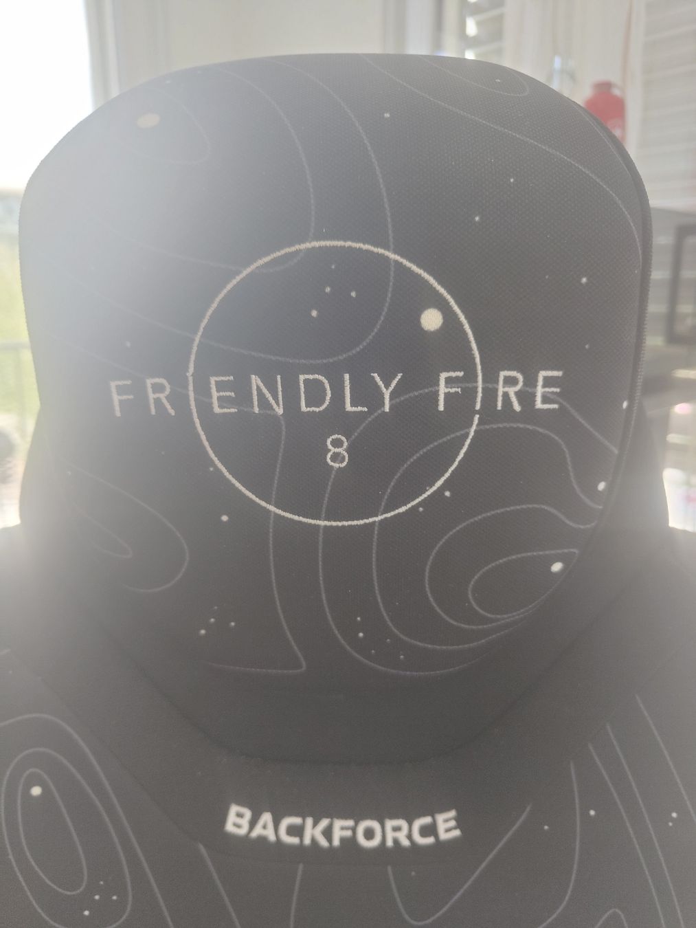 Chaises: Backforce V Gamingstuhl Friendly Fire 8 Edition  – D'occasion à Lenzburg par grimm99 4