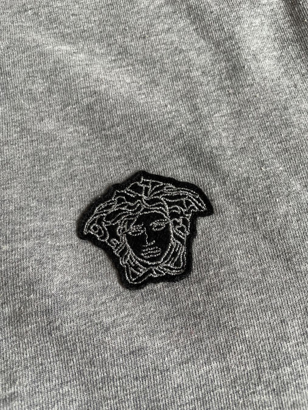 Versace Maglioni & Felpe: VERSACE PULLOVER - Gr.XS – Usato da Basel venduto da MarkenundKleidung 4