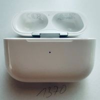 Original Apple Ladecase MagSafe A2700 für AirPods Pro 2 Gen.