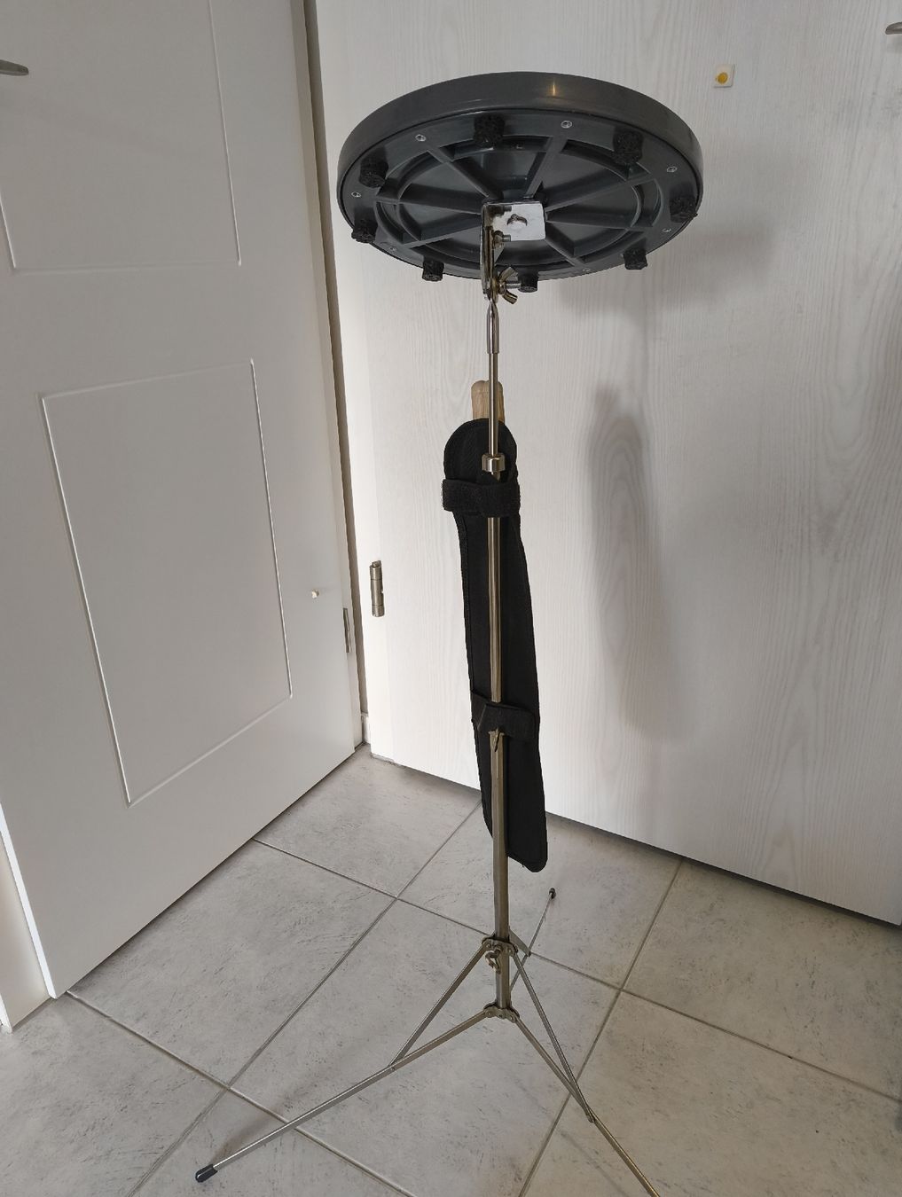 Musikinstrumente: Remo Practice Pad mit Stativ und Tasche – Gebraucht aus Luzern von phi_w8tg 2