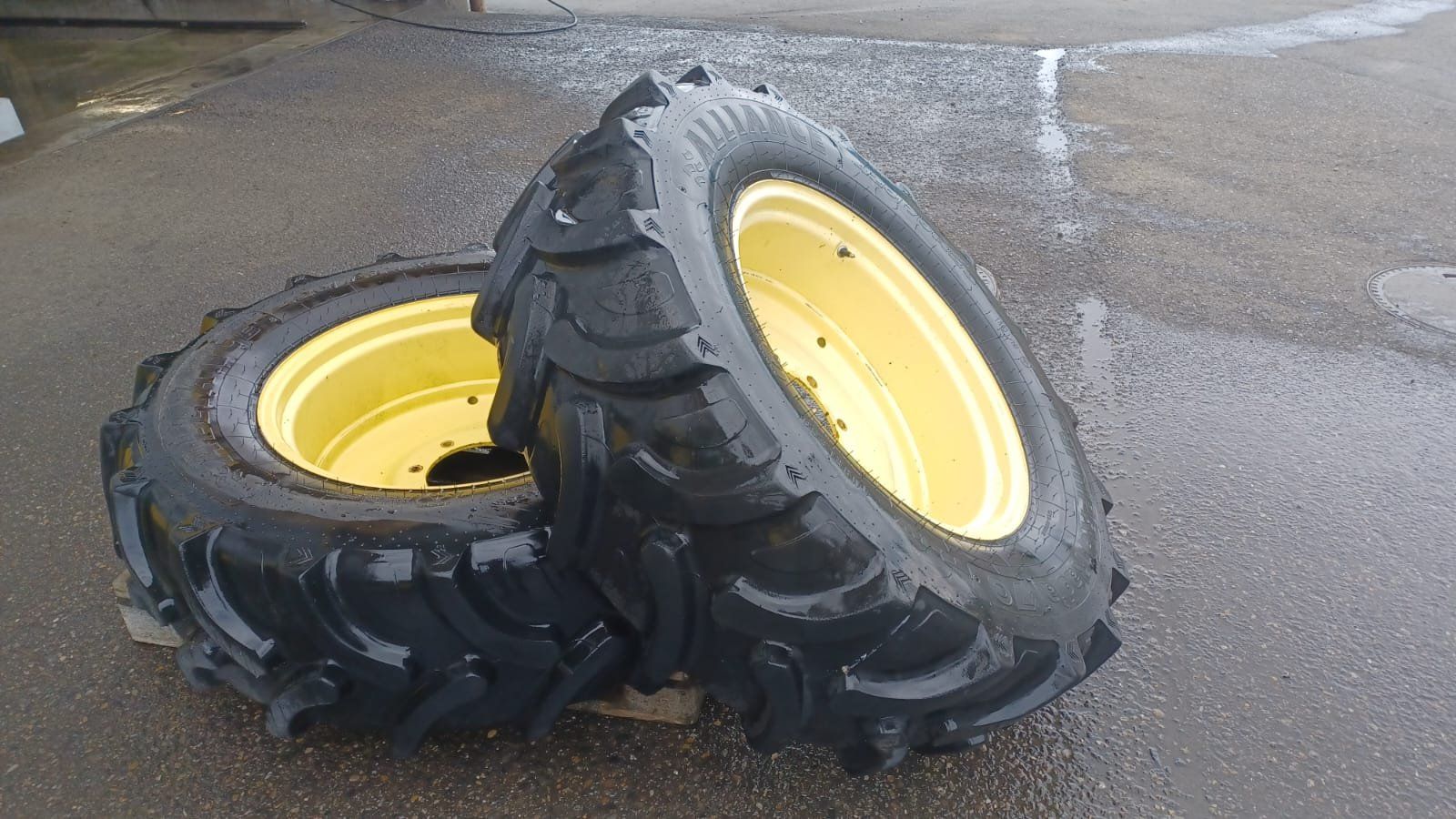 Pneus & Kompletträder: Pneu Alliance 420/70R28 – Gebraucht aus Hämikon von buha14 1