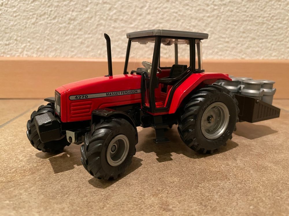 Siku Traktor Mit Räumschild Und Salzstreuer | Bocholt, 26,49