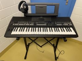 Yamaha PSR-EW425 Keyboard, Ständer Kopfhörer & Notenständer!