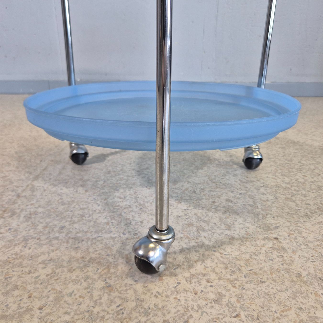 Carrelli di servizio: Cooler Barwagen, Trolley Servierwagen Rollwagen 2 Ablagen – Usato da Nottwil venduto da Wondewa-Shop 7