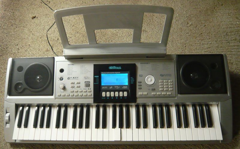 C.Giant Musikinstrumente: E-Piano C.Giant – Gebraucht aus Ruggell von Dolce9