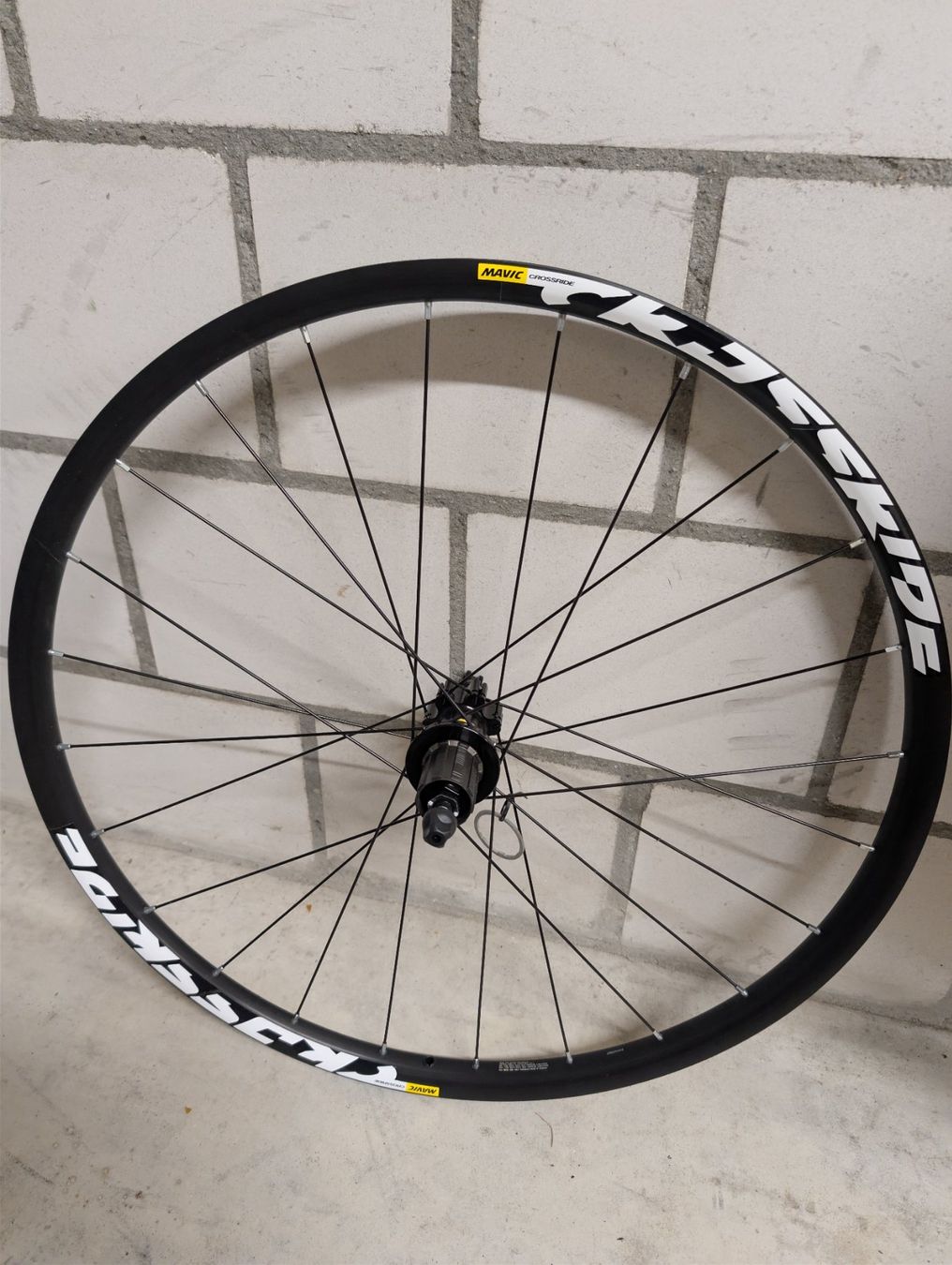 Mavic Pneumatici & Ruote complete: Mavic Hinterrad Neu – Usato da orpund venduto da kevinlars 2