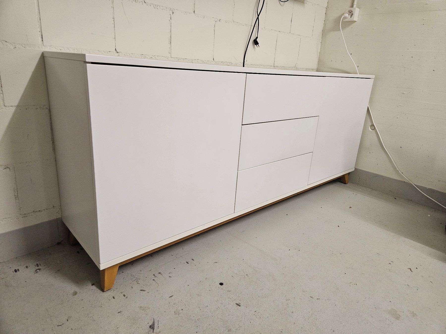 Micasa Cassettiere: Sideboard mit Holz Unterbau (Micasa) – Usato da Buchs AG venduto da rmnboss