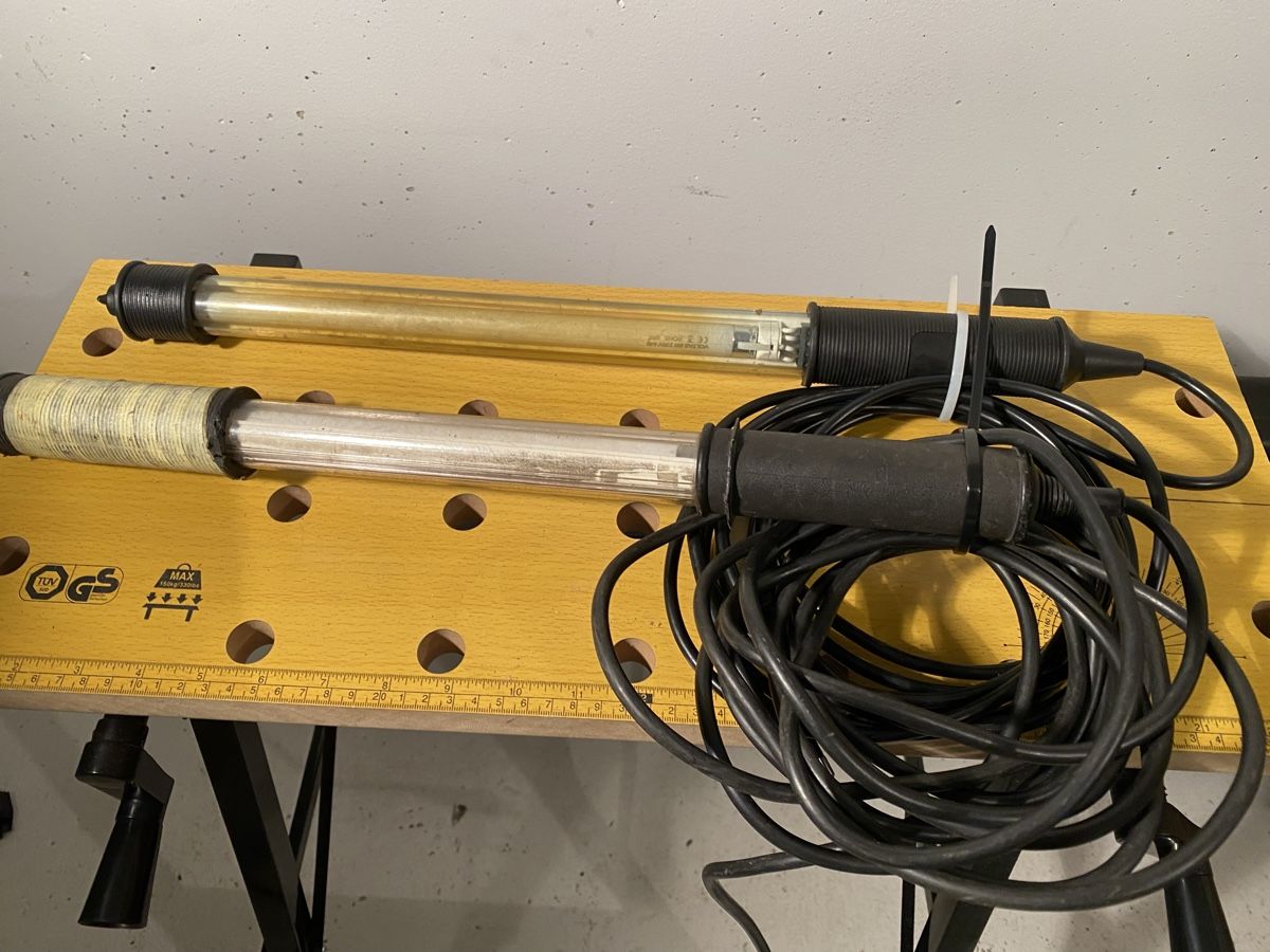 Lampade: 2 Stk. Stablampen – Usato da Volketswil venduto da Ahot 1