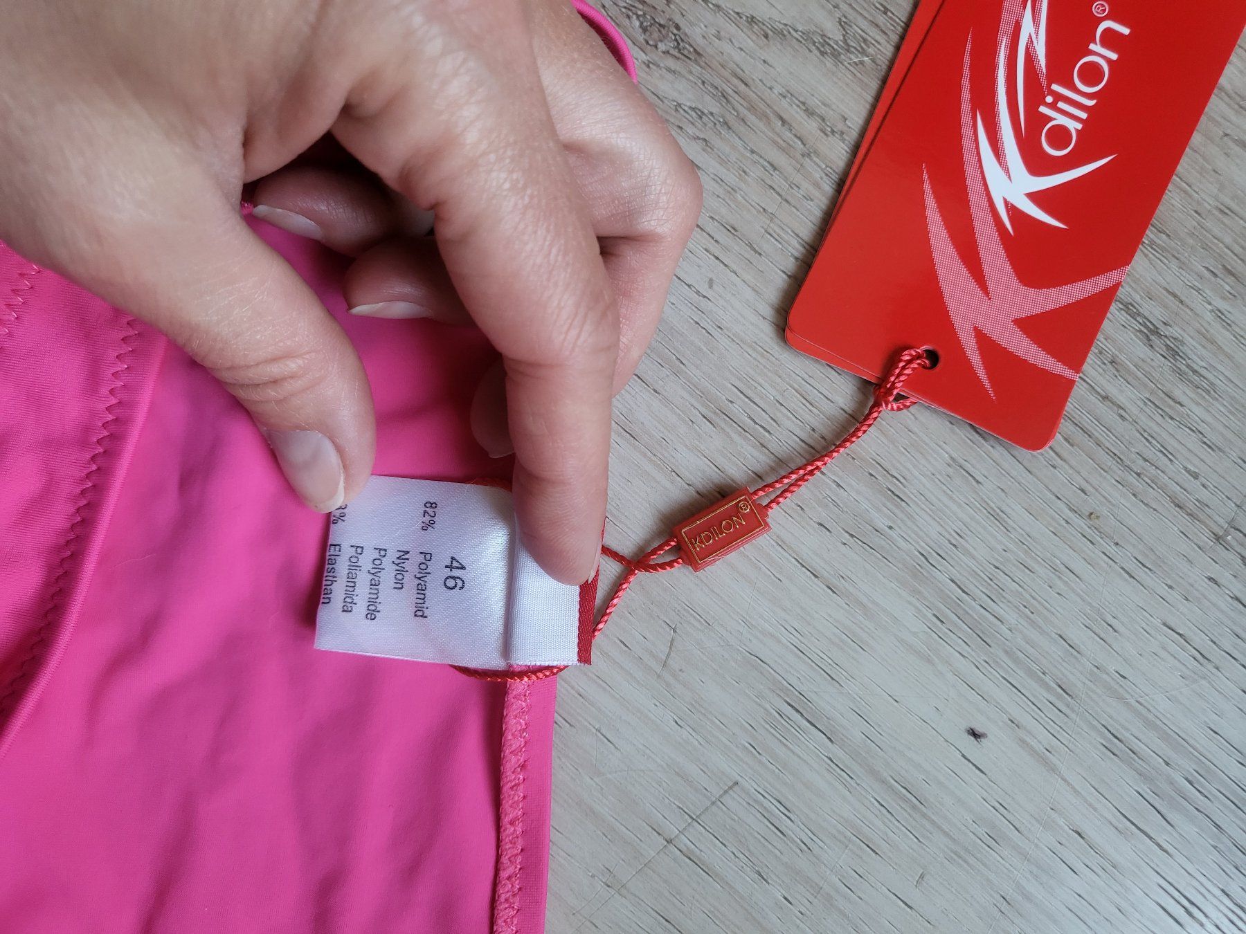 Costumi da bagno & Bikini: 2 Pinker Sommer Badeanzug, Grösse 40, neu und Gr.M gebraucht – Nuovo e nell'imballaggio originale da Delémont venduto da mvl_l76c 2