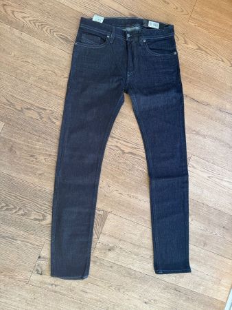Jeans, Diesel **NEU**  32/34 Thommer