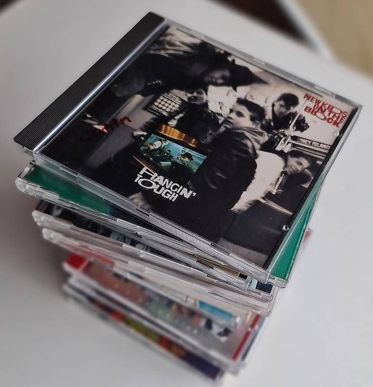 CD: Doors 3CD ABBA R.E.M. 21 CDs  VB  – Usato da Cham venduto da trendman19 3