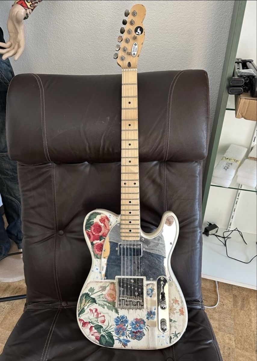 Musikinstrumente: Dämmel Telecaster by Screamingwolf – Gebraucht aus Sion von Donbon