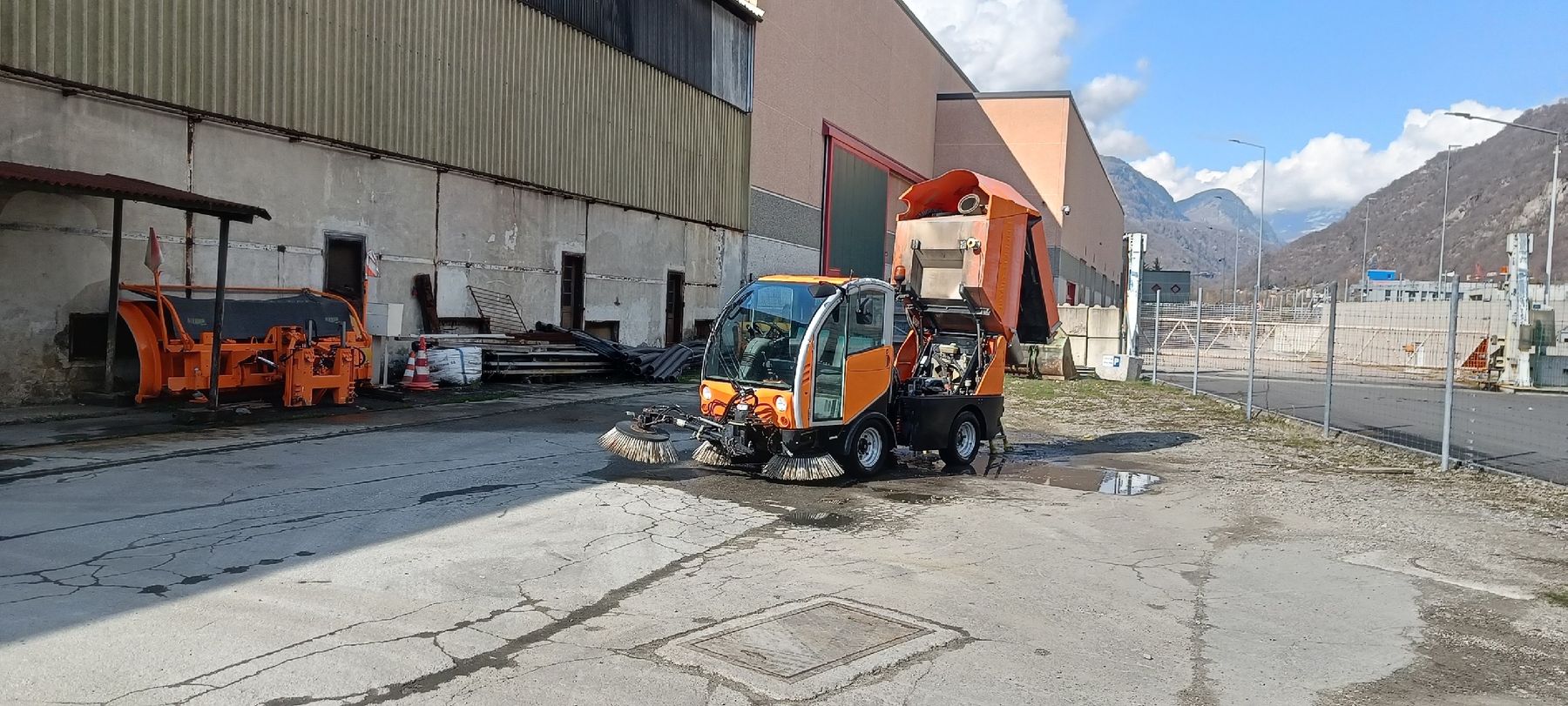 Bucher Tutte le macchine: Bücher citycat 2020 – Usato da Giornico venduto da dio_zn5d 1