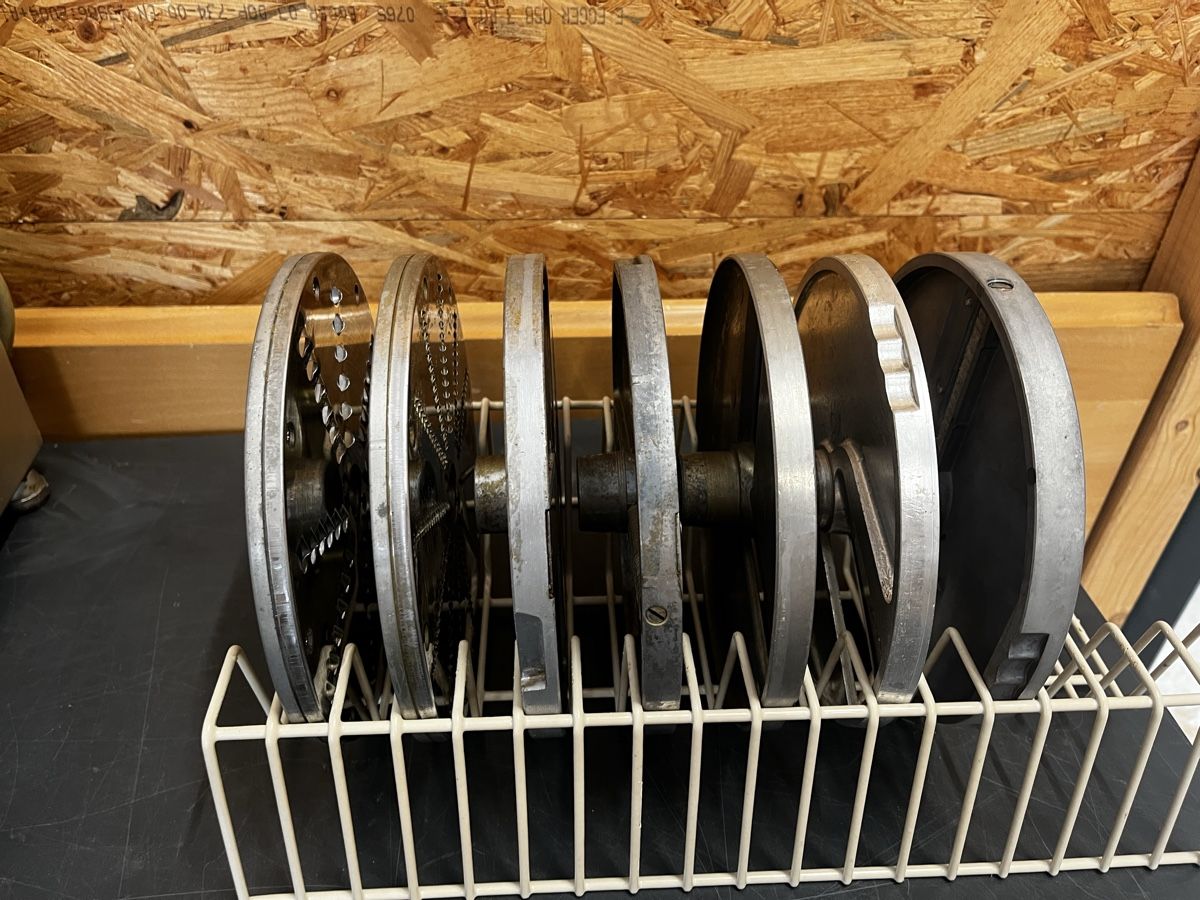 Appareils de cuisine: Gemüseschneider OMEGA mit 7 Scheiben  – D'occasion à Dittingen par Cervolino77 3