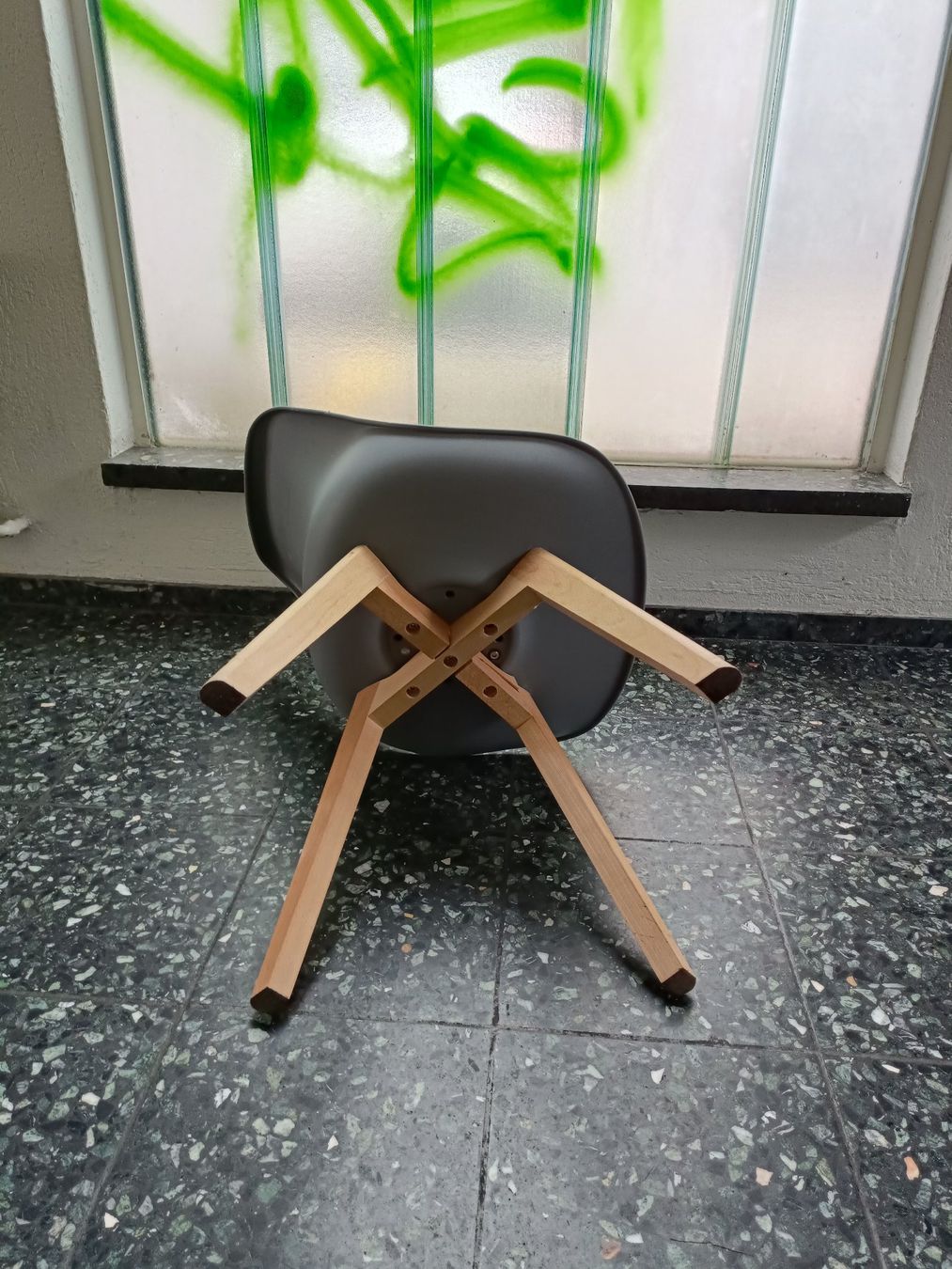 Stühle: Stuhl – Defekt aus Zürich von chalio 2