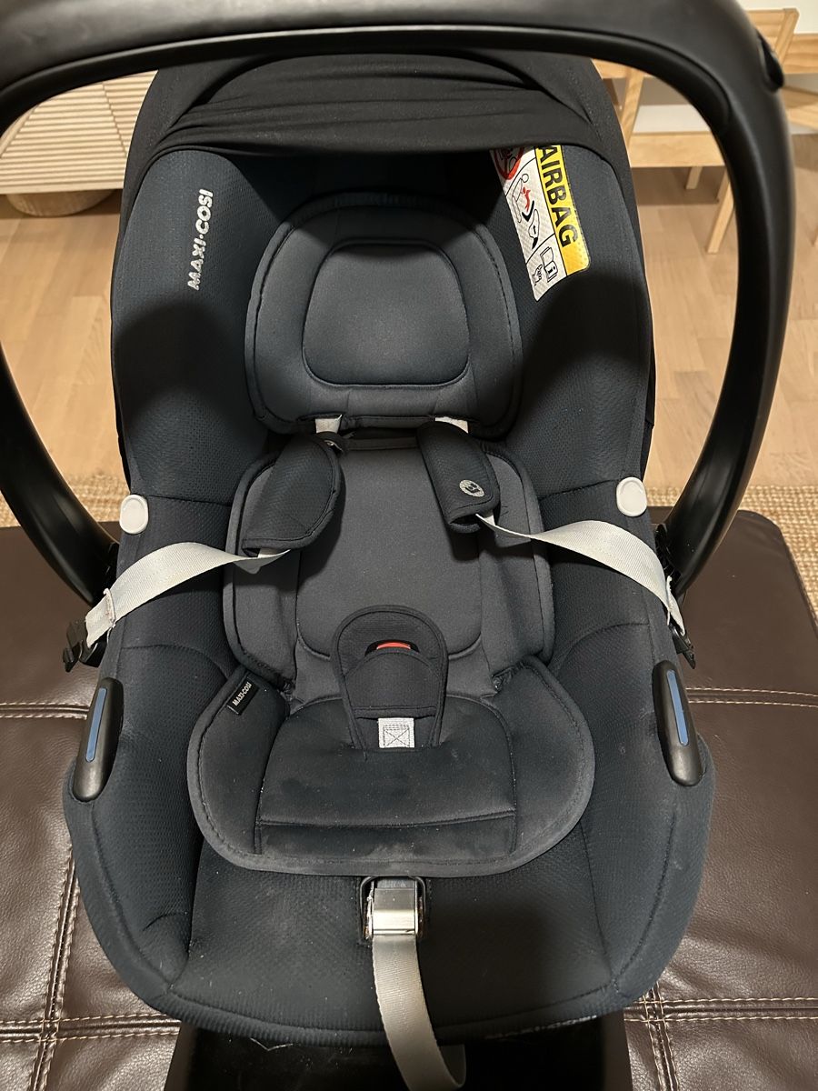 Maxi-Cosi Auto-Kindersitze: Maxi-Cosi Babyschale mit ISOFIX-Basisstation – Gebraucht aus Bülach von SwissFloridian 1