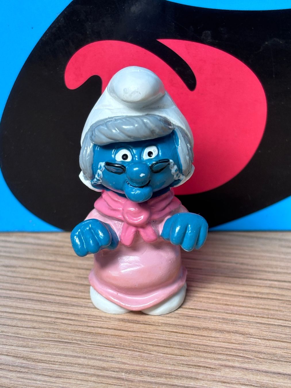 Schleich Statuette: Oma Schlumpf 2 – Usato da Lyss venduto da Duckszone