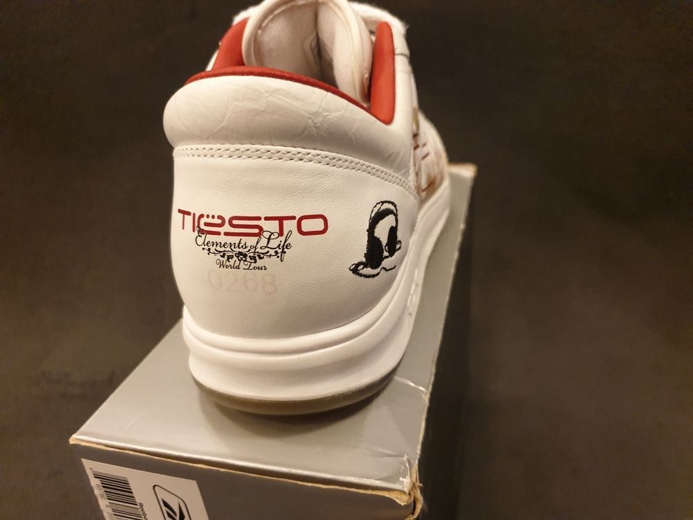 Reebok store tiesto shoes