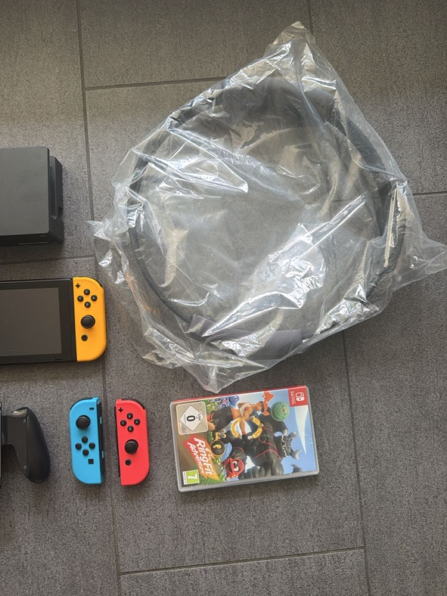 Nintendo Console: Nintendo Switch Konsole + Zubehör + 1 Game – Usato da Hagendorn venduto da masterchieff 2