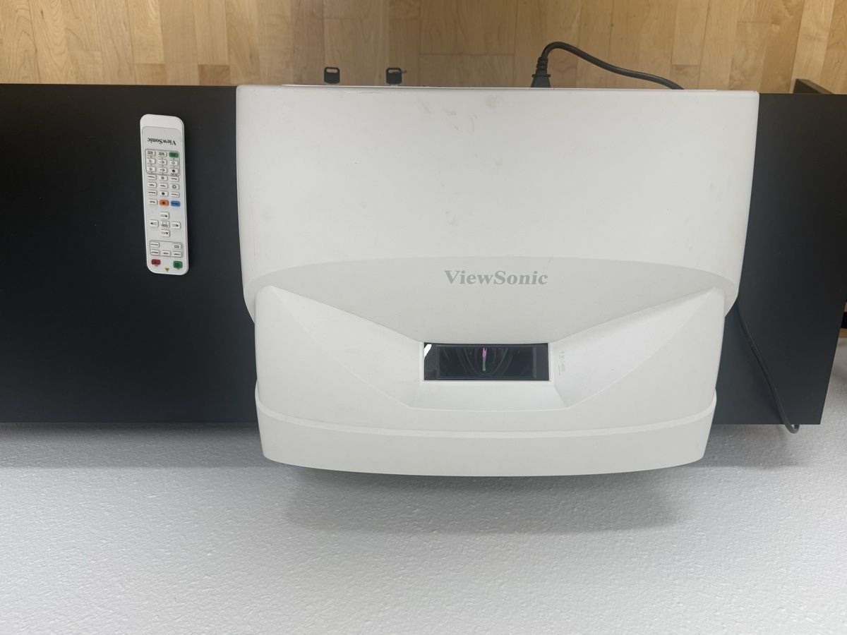 Viewsonic Proiettori: Home Cinema Projector - Viewsonic LS831WU – Usato da Zürich venduto da Xaverwenzinger 3