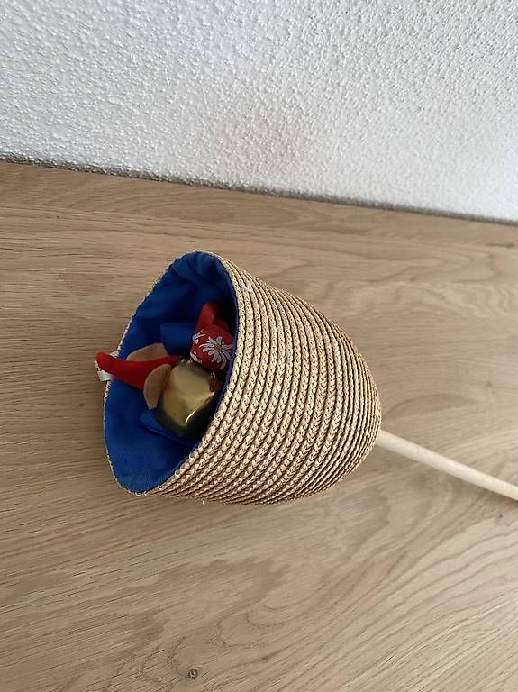 Bambole: Schellen Ursli Stockkasper Puppe – Usato da Humlikon venduto da Nicole2509 1