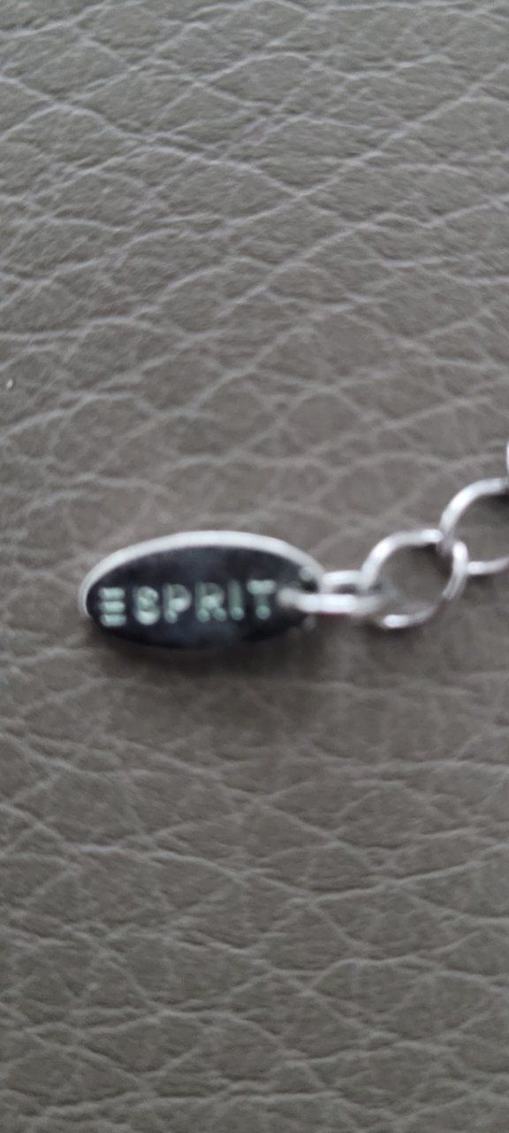 Esprit Catenine: ESPRIT Halskette lang  für ein kl. Geschenk – Usato da Maur venduto da Edsch 3