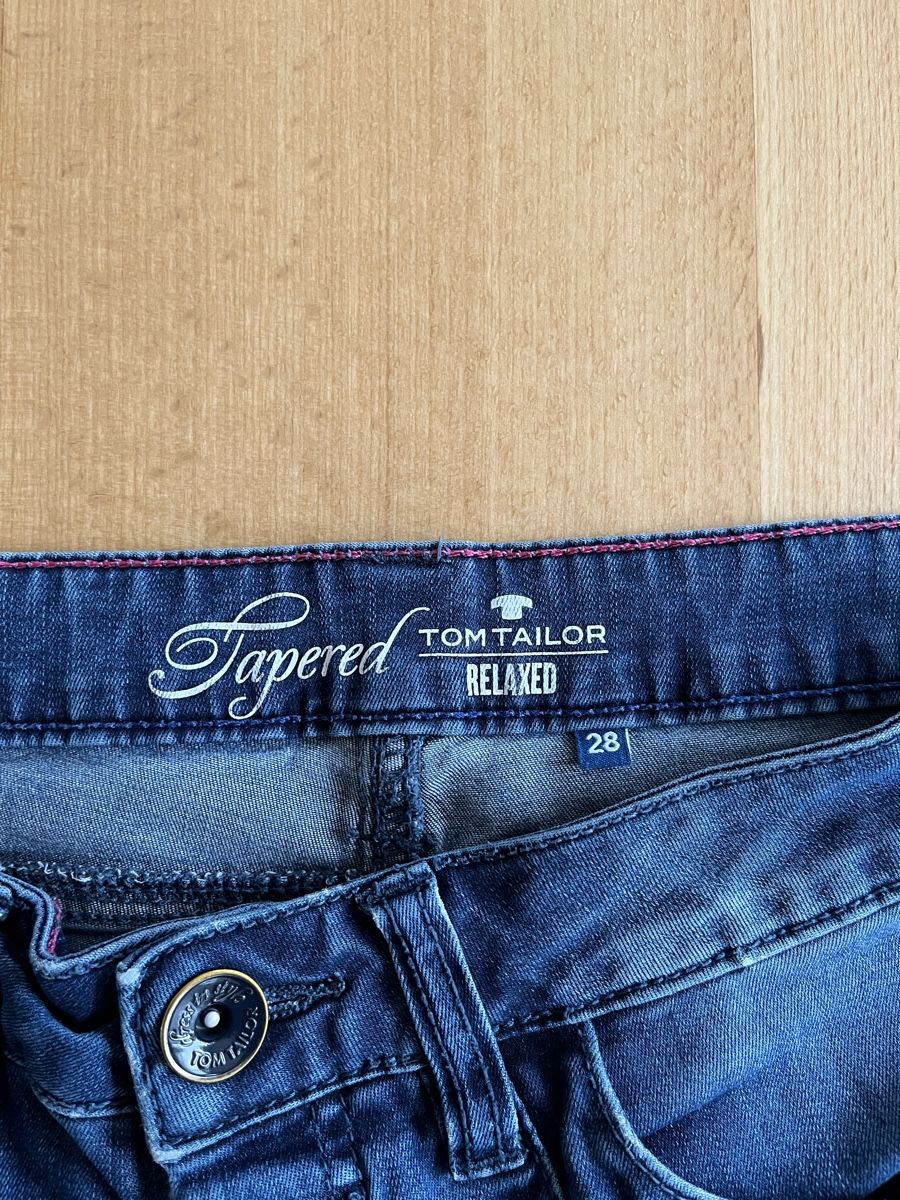 Jeans: Damen Jeans – Gebraucht aus Kirchberg SG von MB409_4x4 2