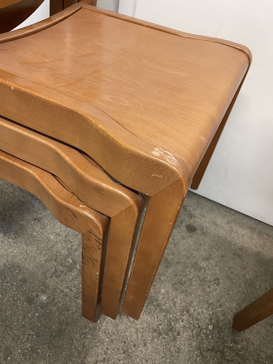 Dietiker Chaises: Stapelstuhl Quadro von Dietiker – D'occasion à Basel par M.Secondhand 4