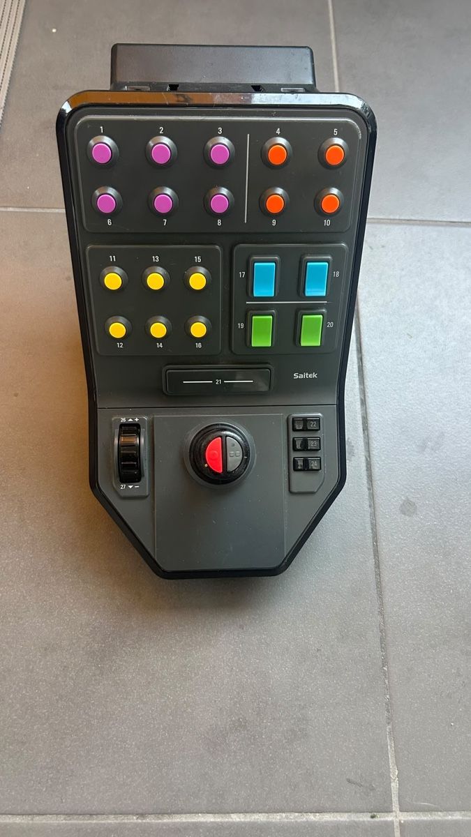 Controller: Saitek Farm – Usato da Lausanne venduto da van_7pp7