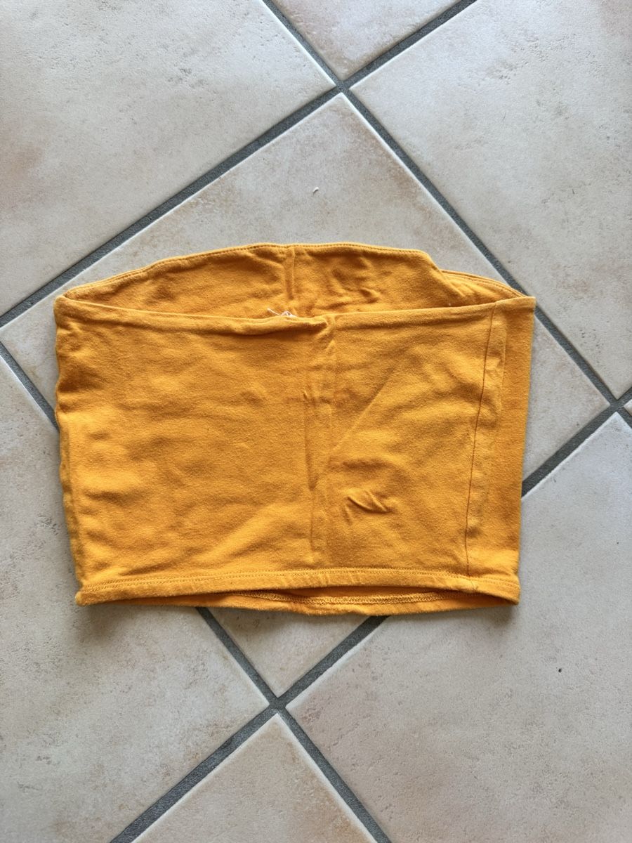 Top: top bandeau jaune moutarde – Usato da Lonay venduto da nei_79jc 1