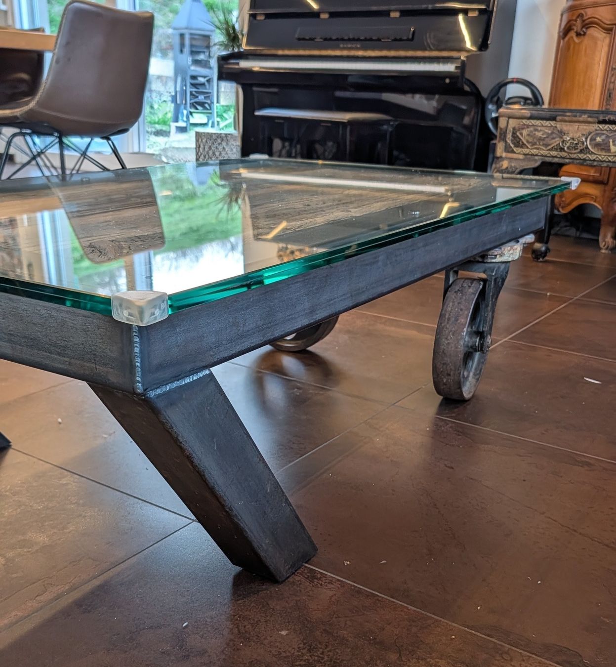 Tavoli: Table basse industrielle, unique, fabrication sur mesure – Usato da La Place (Ayent) venduto da s4c4 4
