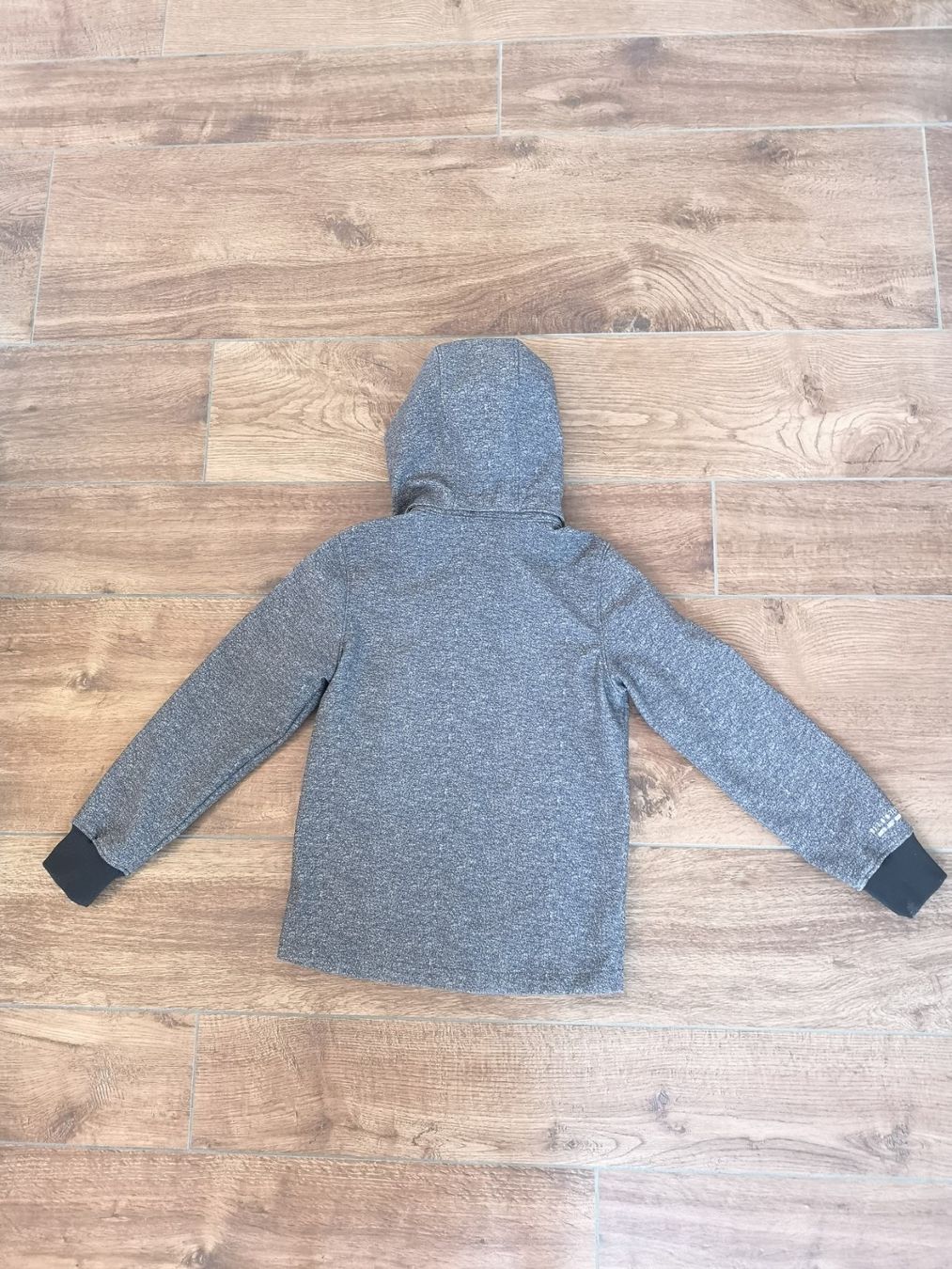 H&M Jacken & Mäntel: Softshelljacke H&M Gr. 140 TOP ZUSTAND – Gebraucht aus Fällanden von has_8zdw 1
