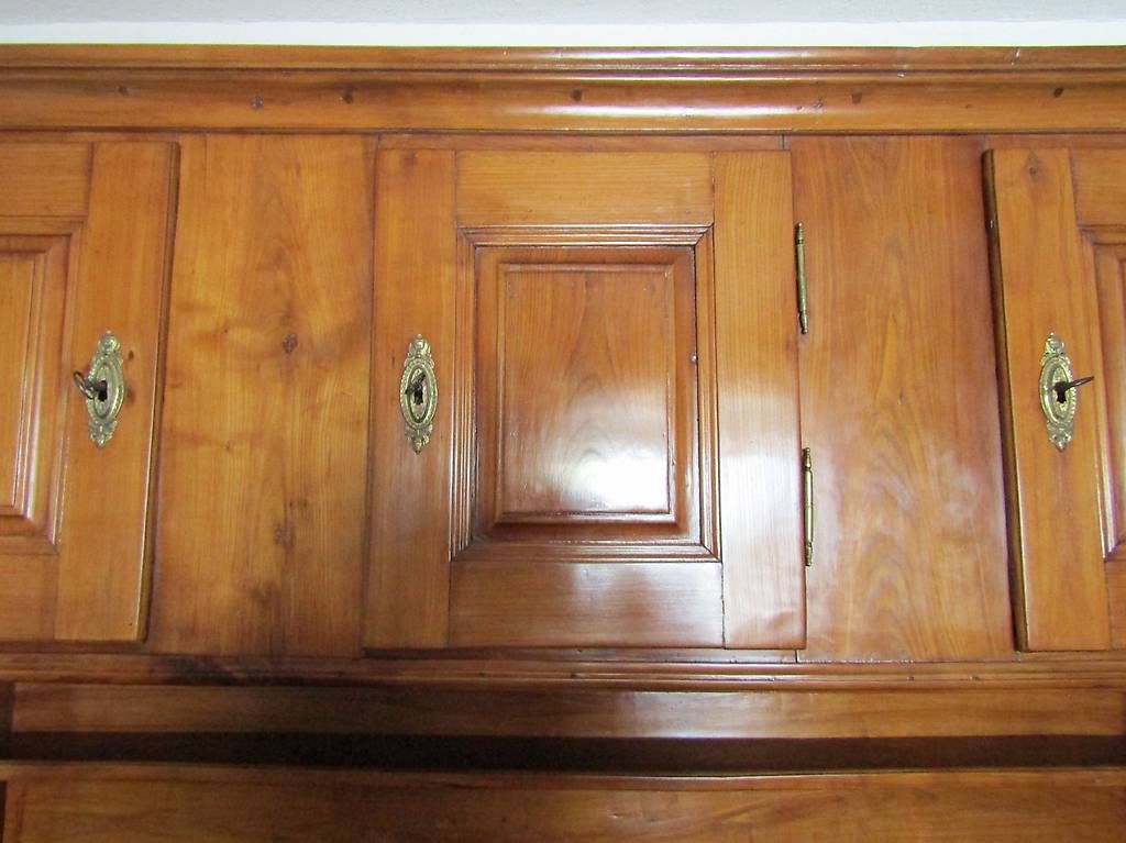 Büffets: Kirschbaumbuffet um 1800 -  top restauriert - antik – Gebraucht aus Herzogenbuchsee von Winigo 1