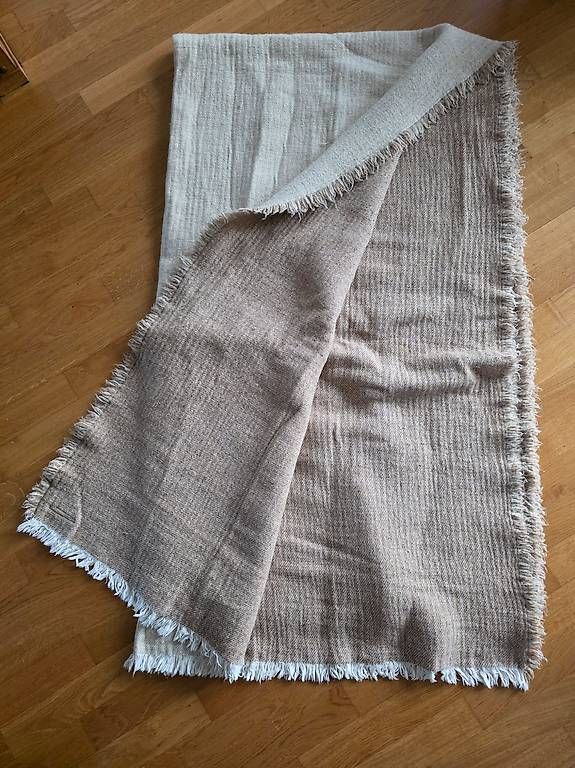 Maisons du monde Coperte: Maison de Vacances Luxus-Decke "Vice Versa" – Usato da Weiach venduto da Sasu312 2