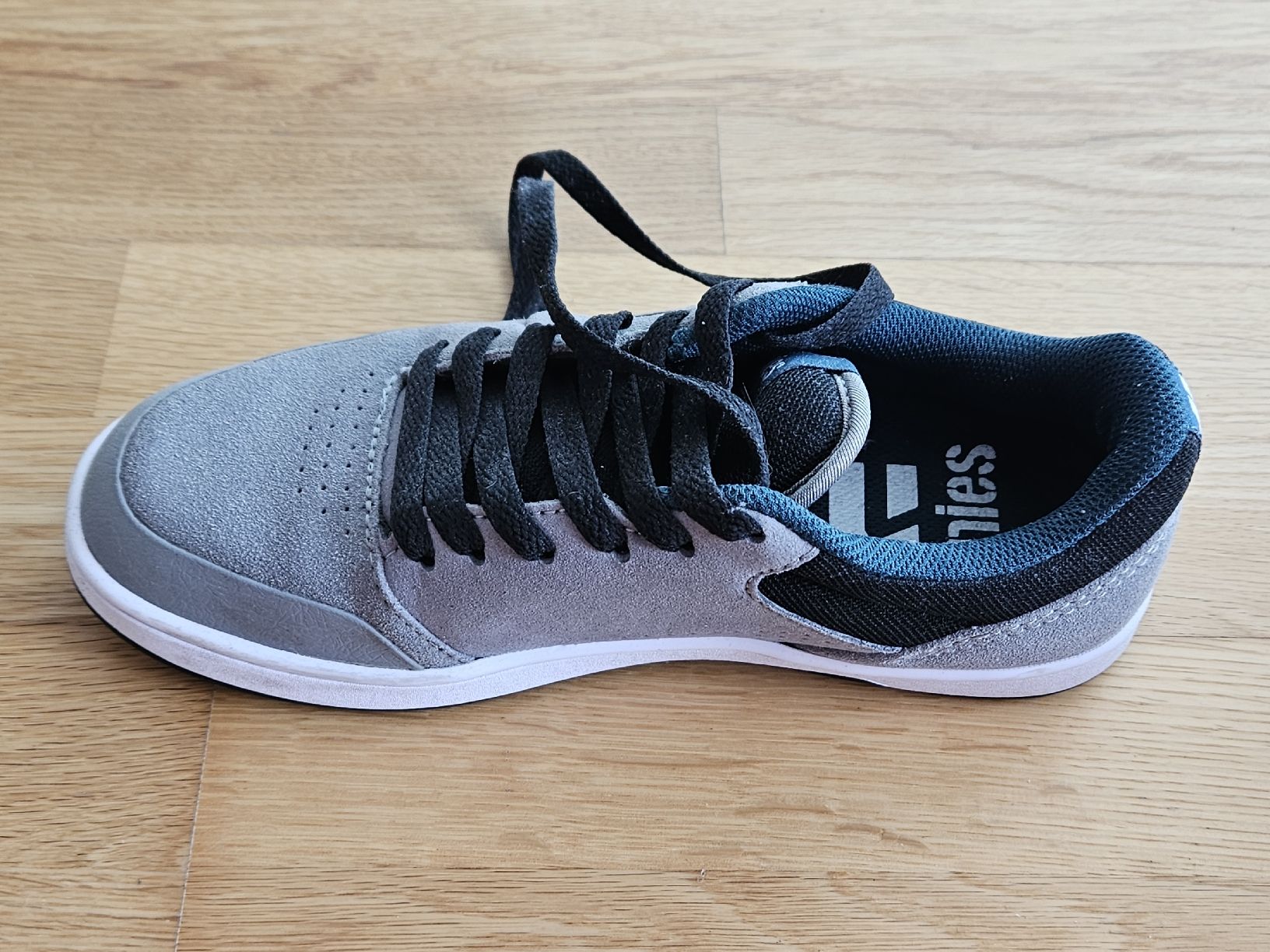 Etnies Herrenschuhe: Etnies Sneaker grau Grösse 37 – Gebraucht aus Bern von Sabulise 3