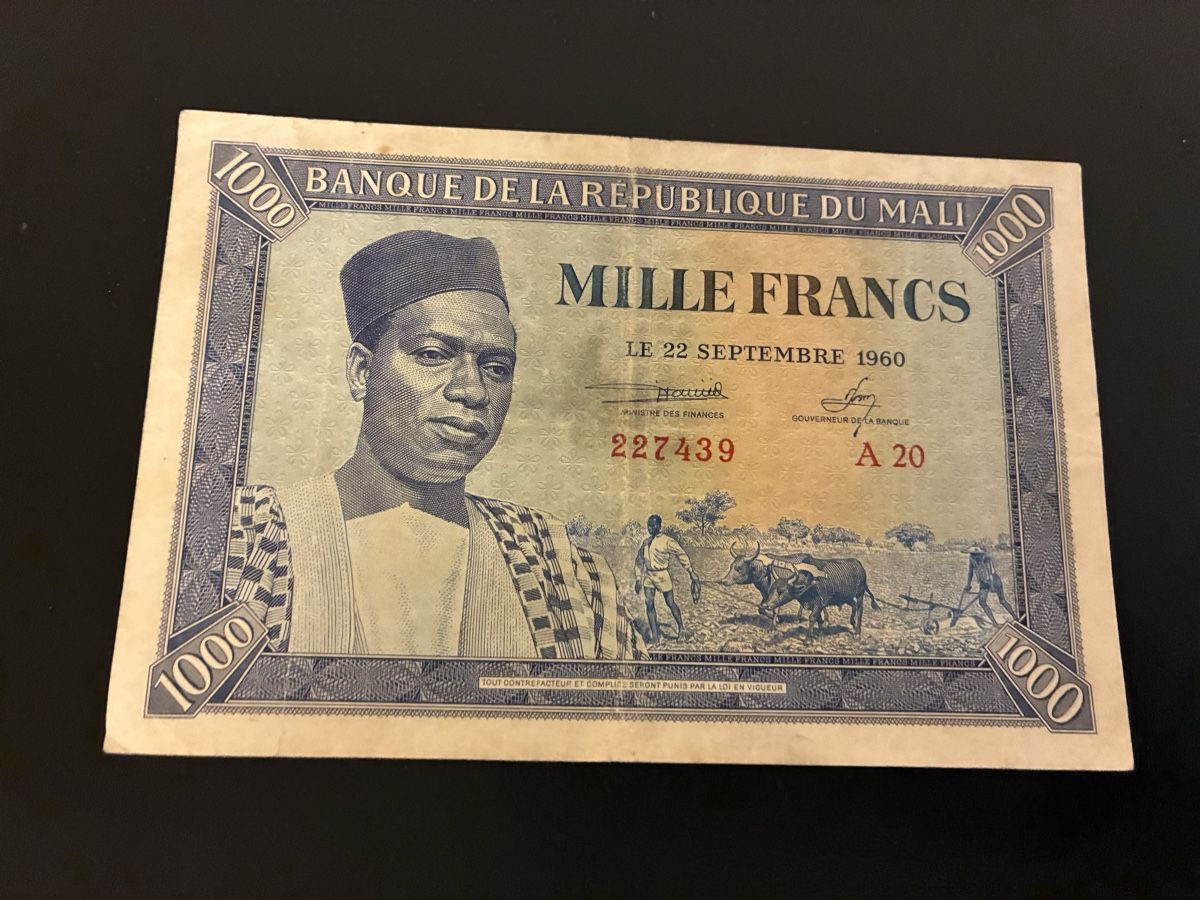 Banconote: 1000 Francs MALI 1960 P.04 – Usato da Dällikon venduto da Woldbanknoten