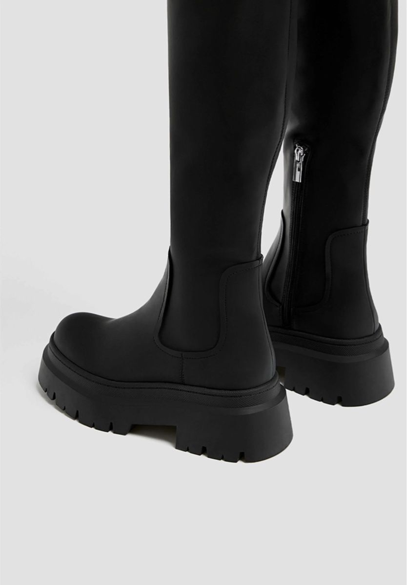 Pull&Bear Damenschuhe: PULL&BEAR Over-the-knee boots - black – Gebraucht aus Zug von IndiQueen 2