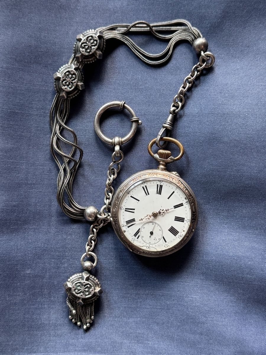 Uhren: Antike Taschenuhr aus 800 Silber – Gebraucht aus Oberwil i. S. von mimihops4