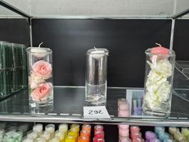 292 Posten Schwimmkerzen & Deko aus Liq