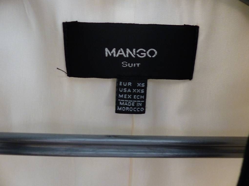 Mango Giacche: Mango Blazer / Jacke Gr. 34/XS / Neuwertig – Nuovo (secondo la descrizione) da Ostermundigen venduto da Phoenix64 1