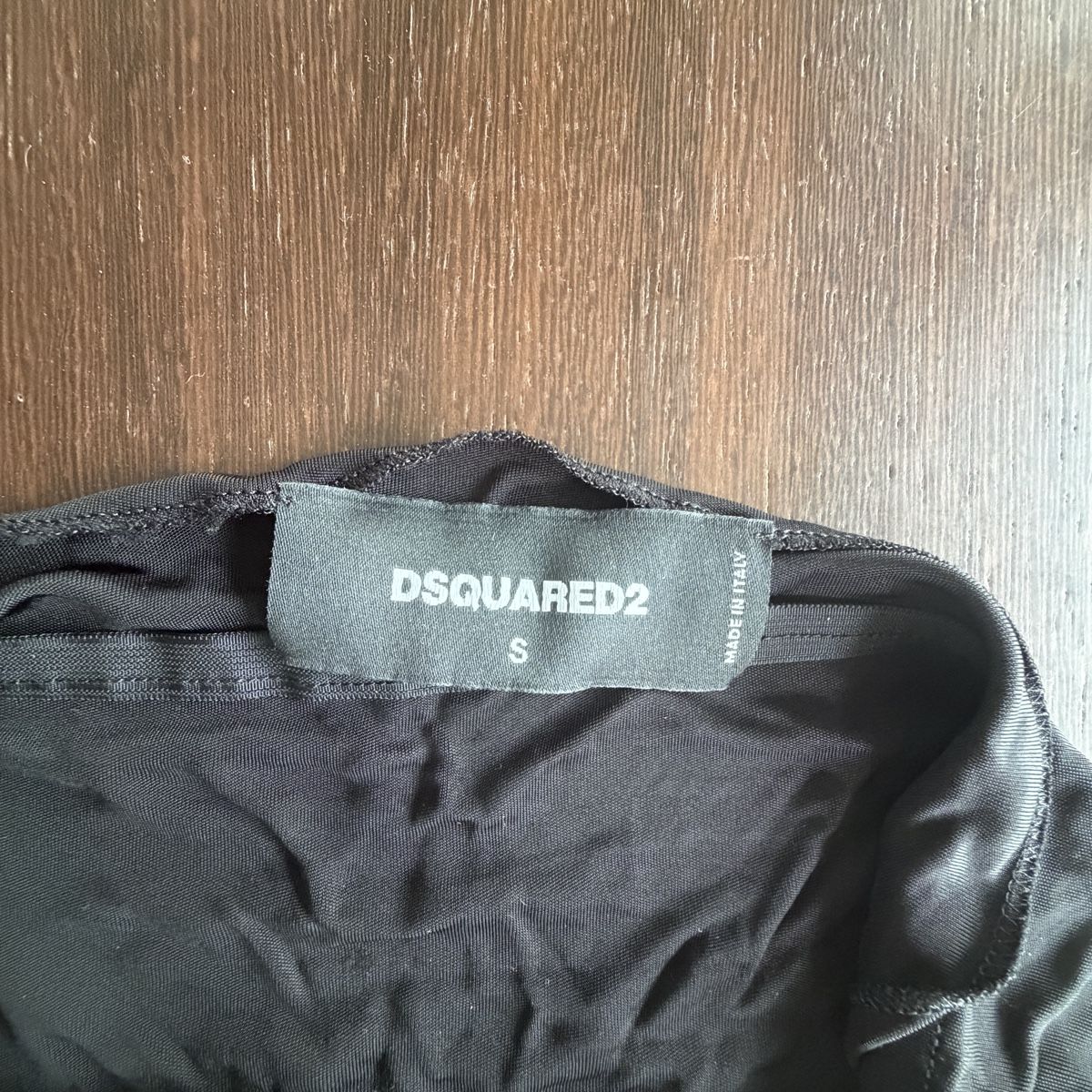 Dsquared2 Kleider: Dsquared2 Schwarzes Minikleid S – Gebraucht aus Uetikon am see von seller.2020 3