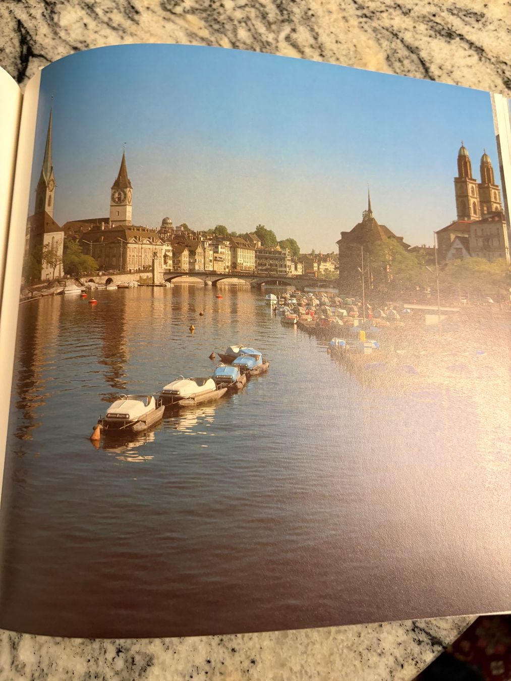 Libri: Buch Rund um den Züri See – Usato da Thalwil venduto da Sommerwende 2