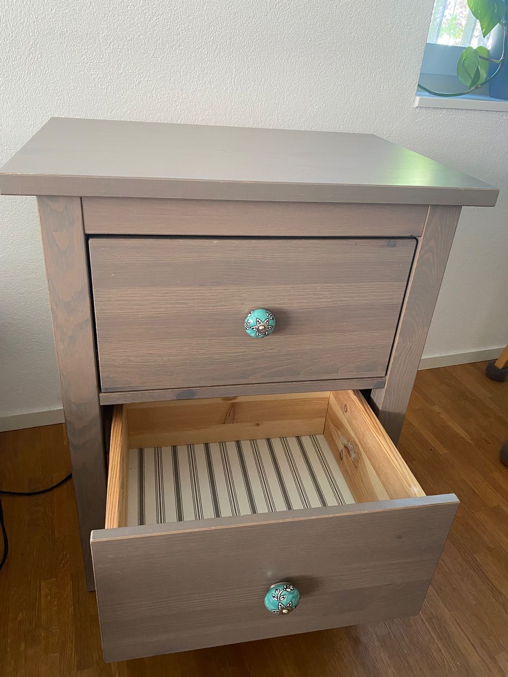 Ikea Comodini: Nachttisch IKEA HEMNES – Usato da Bern venduto da Nico_apg 1